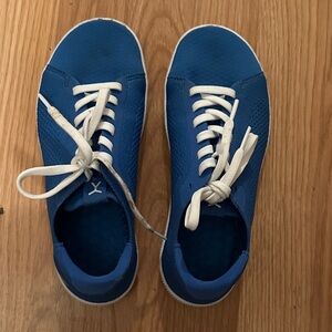 Women's Blue Athletic Shoes